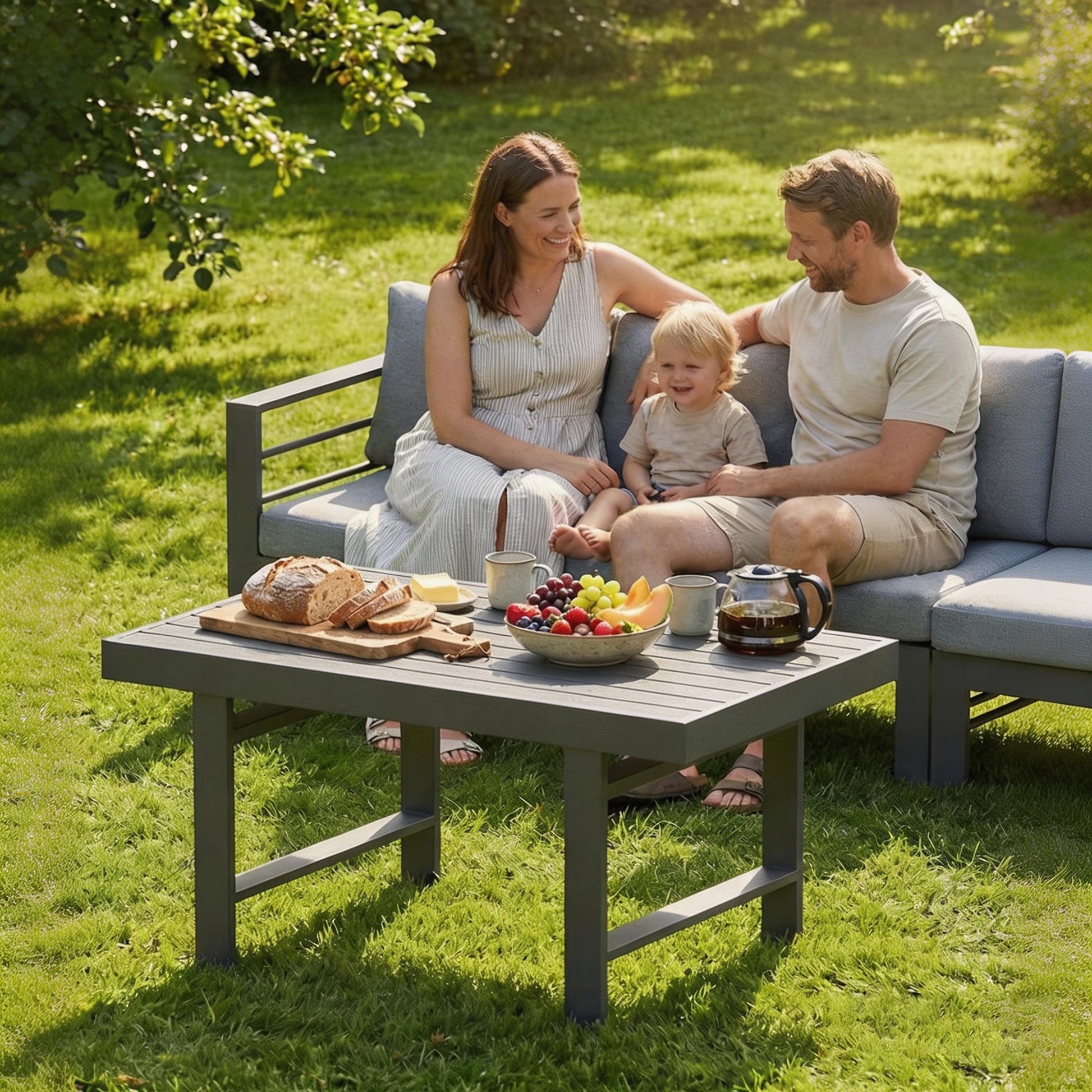 MEXO Gartenlounge - Set XXL Gartenmöbel Set Aluminium für 6 - 8 Personen (Ecklounge, 5 - tlg., mit 12 cm dicken Sitzkissen, pflegeleichte Polywood - Tischplatte), 8 cm breite Armlehne, Belastbarkeit pro Sitzplatz 140 kg - MeXo - Home