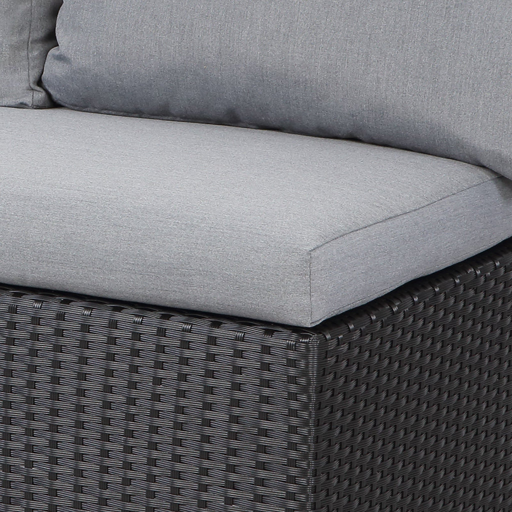 MeXo Polyrattan Gartenmöbel - Set Lounge - Set mit Ecksofa, WPC Esstisch, 3 Hocker, Kissen - Gartenlounge wetterfest bis 10 Personen - MeXo - Home